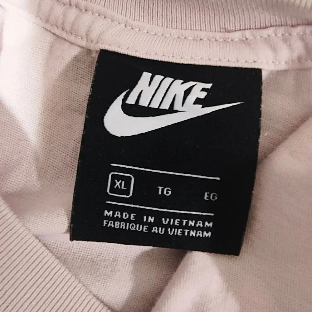 Nike Women's Pink Short Sleeve Cropped Top #7